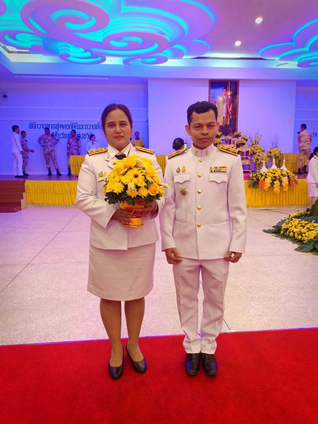 ﻿สำนักงานบังคับคดีกลุ่มจังหวัดที่ 9 (Sandbox) ร่วมพิธีถวายพานพุ่มดอกไม้และพิธีถวายบังคม เนื่องในวันพ่อแห่งชาติ พุทธศักราช 2562
